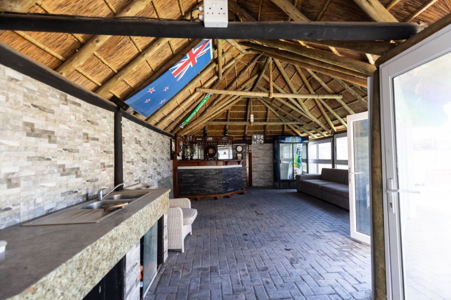 4 Bedroom Property for Sale in Bluewater Bay Eastern Cape